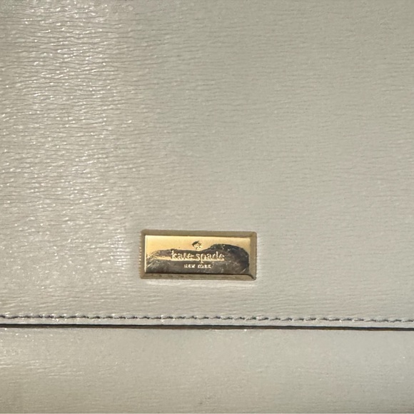 Kate Spade Light Gray Shoulder Bag with Chain Strap - Picture 5 of 8